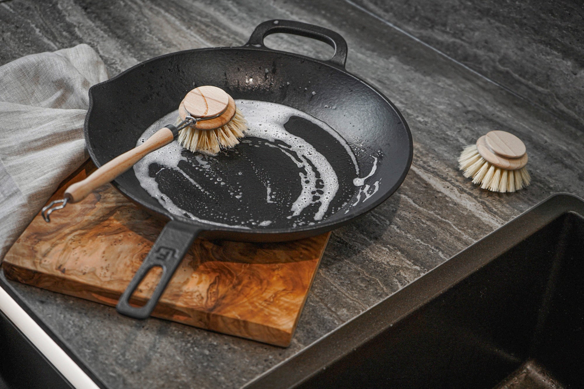 Nádobí ze smaltované litiny - použití a péče