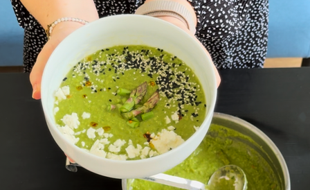 Jednoduchá chřestovo-hrášková polévka 🌿🥣