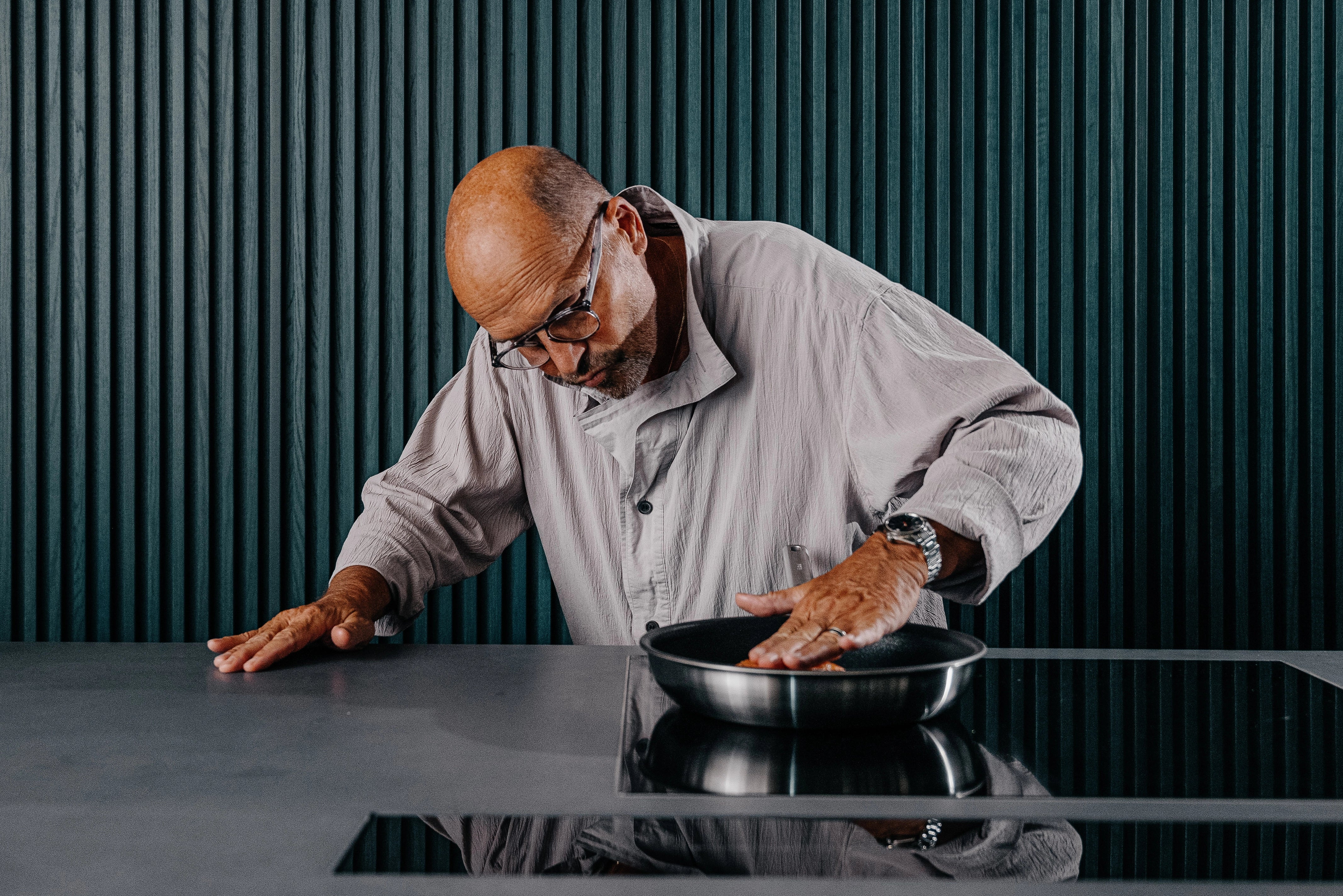 Losos s pažitkovými bramborami podle kuchařky Zdeňka Pohlreicha