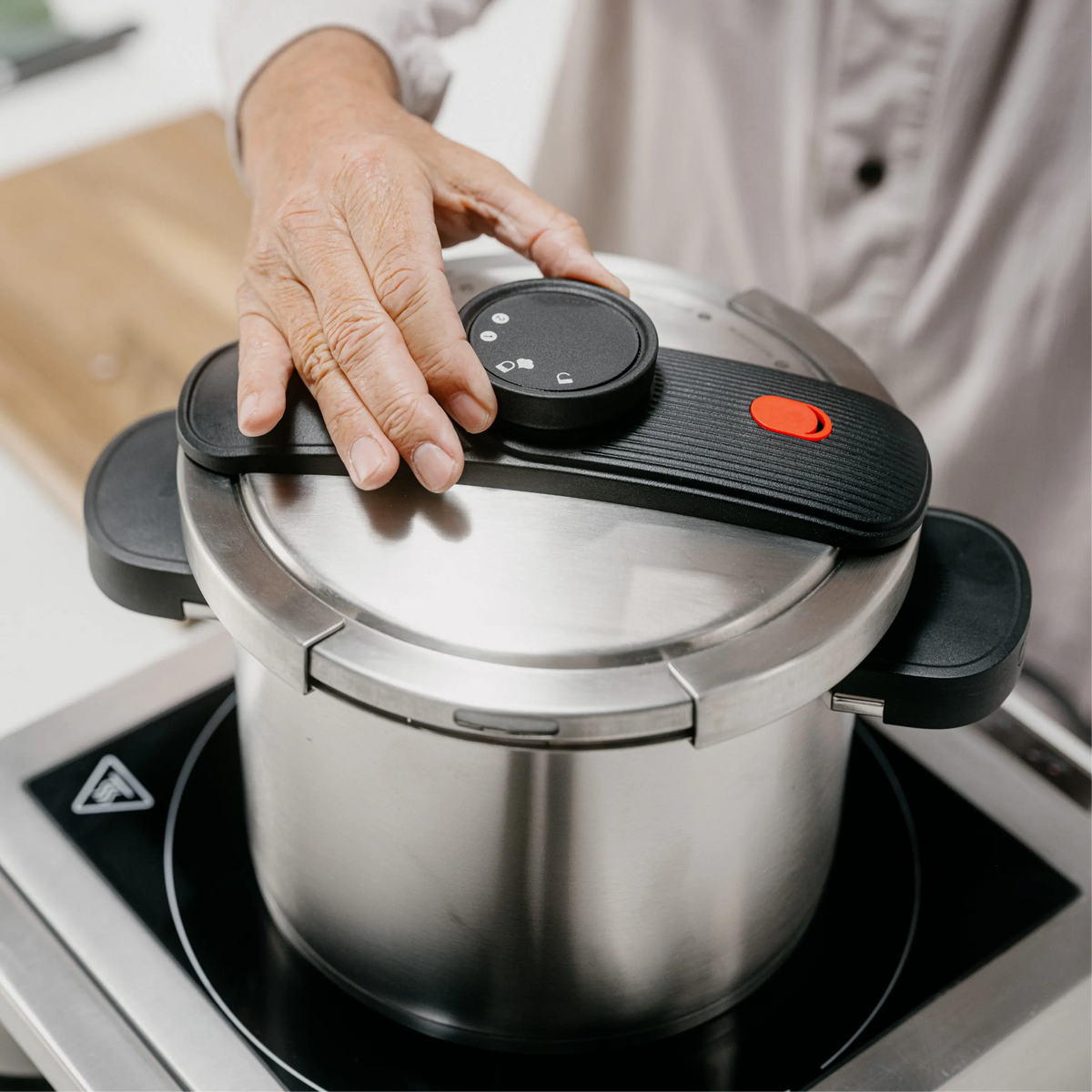 Tlakový hrnec FABINI & Pohlreich, Ø 22 cm (6 l) - Nerezový tlakový hrnec