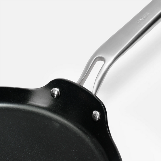 Palačinková pánev Meda 4.0, ø 26 cm - Nepřilnavá pánev s keramickým povrchem bez poklice, vínová