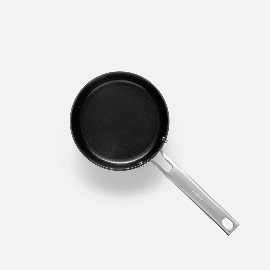 Rendlík Meda 4.0, ø 16 cm (1,3 l) - Nepřilnavý rendlík s keramickým povrchem s poklicí, šedý