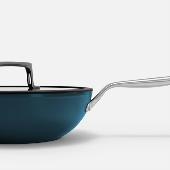 Wok pánev Meda 4.0, ø 28 cm - Nepřilnavá pánev s keramickým povrchem s poklicí, modrá