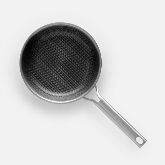 Pánev FABINI & Těhotnej kuchař 2.0, ø 20 cm - Nerezová beznýtová pánev s hybridním keramickým povrchem z vícevrstvé nerezové oceli bez poklice