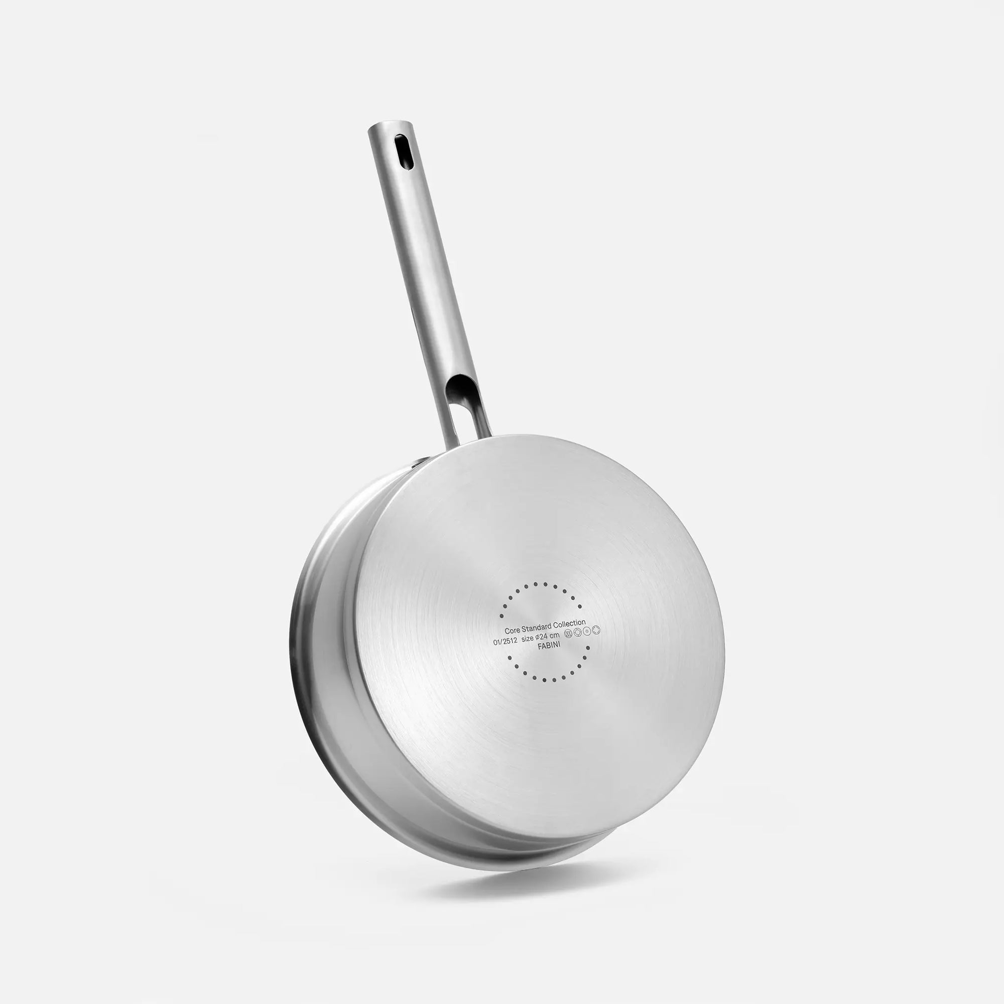 Hluboká pánev Core Standard, ø 24 cm (2,5 l) - Nerezová beznýtová pánev z jednovrstvé nerezové oceli s poklicí