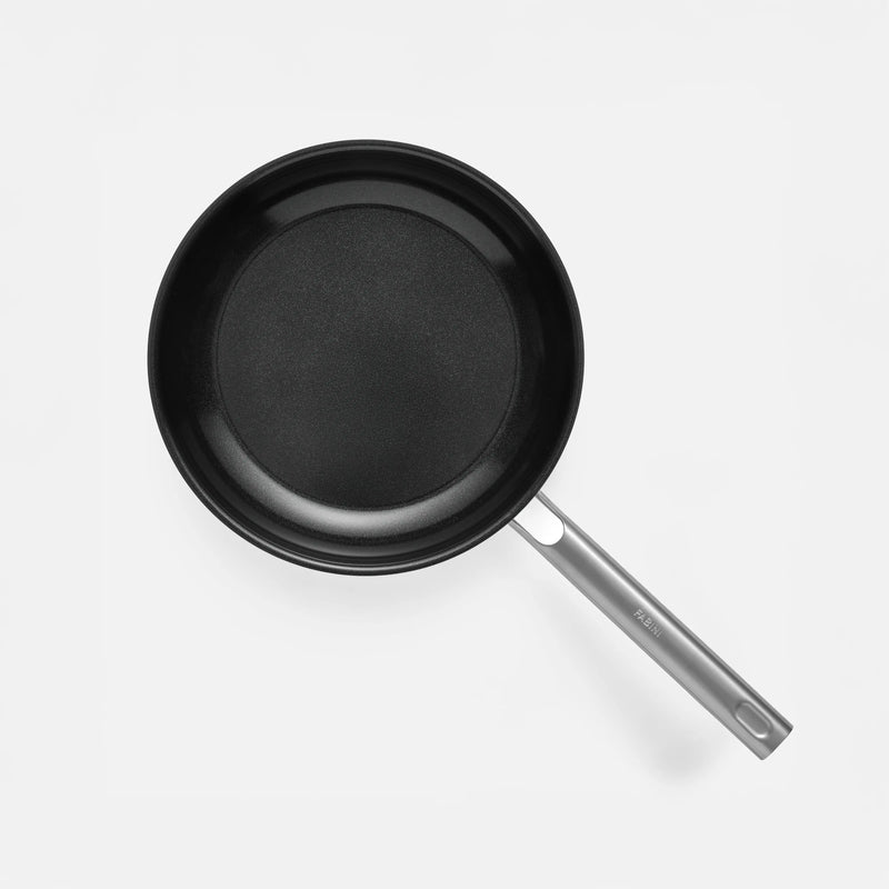 Pánev Core Standard, ø 26 cm - Nepřilnavá nerezová beznýtová pánev s keramickým povrchem z jednovrstvé nerezové oceli bez poklice