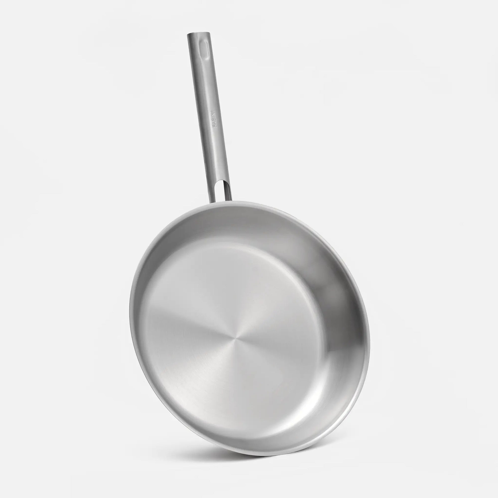 Pánev Core Standard, ø 30 cm - Nerezová beznýtová pánev z jednovrstvé nerezové oceli bez poklice