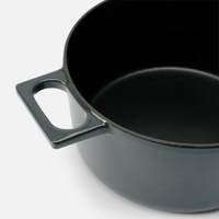 Kastrol FABINI & Těhotnej kuchař, ø 26 cm (5,5 l) - Smaltovaný litinový kastrol s poklicí, šedý