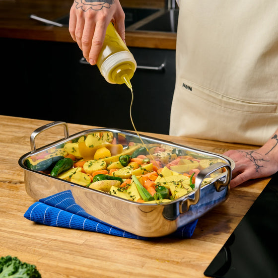 Hranatý pekáč Lucca 4.0 Pro - Nerezový pekáč z leštěné vícevrstvé nerezové oceli s poklopem a roštem