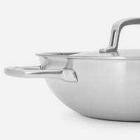 Wok pánev Lucca 3.0, ø 30 cm - Nerezová beznýtová pánev z vícevrstvé nerezové oceli s poklicí