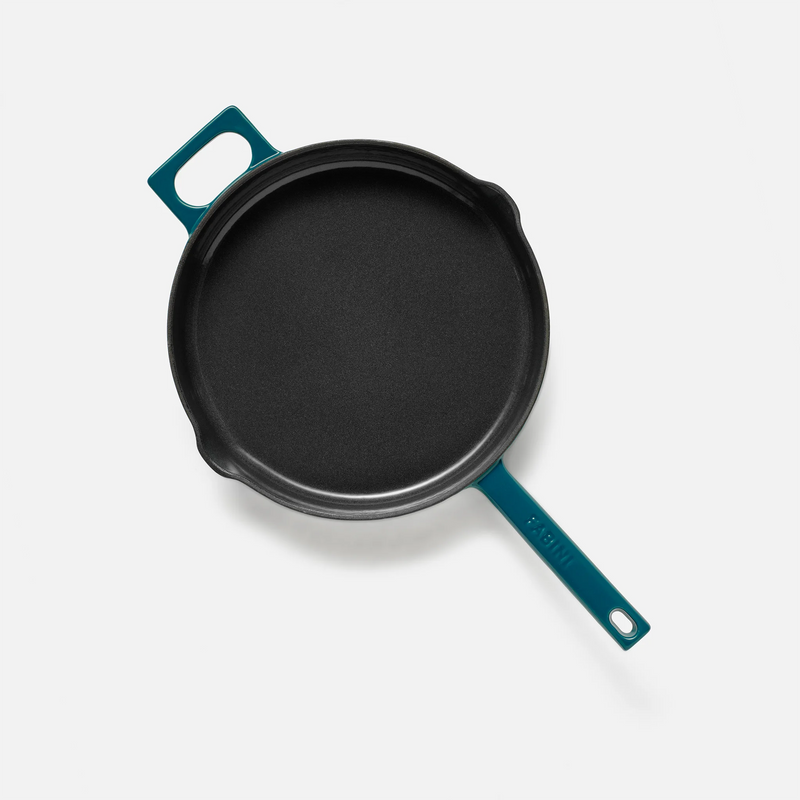 Pánev Mattia 3.0, ø 26 cm - Smaltovaná litinová pánev, lesklá modrozelená