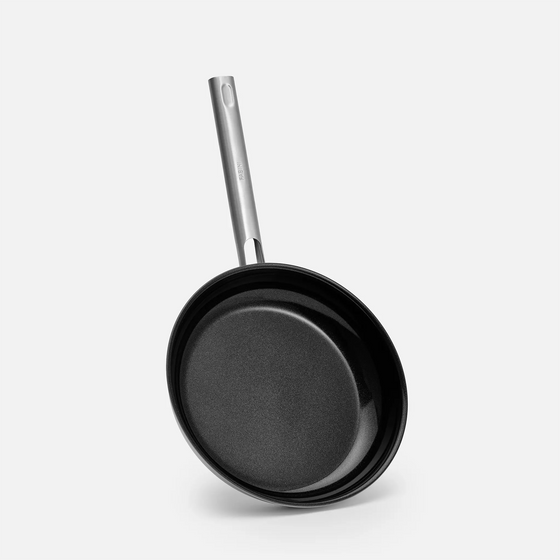 Pánev Lucca 4.0 Standard, ø 26 cm - Nepřilnavá nerezová beznýtová pánev z vícevrstvé nerezové oceli s keramickým povrchem bez poklice