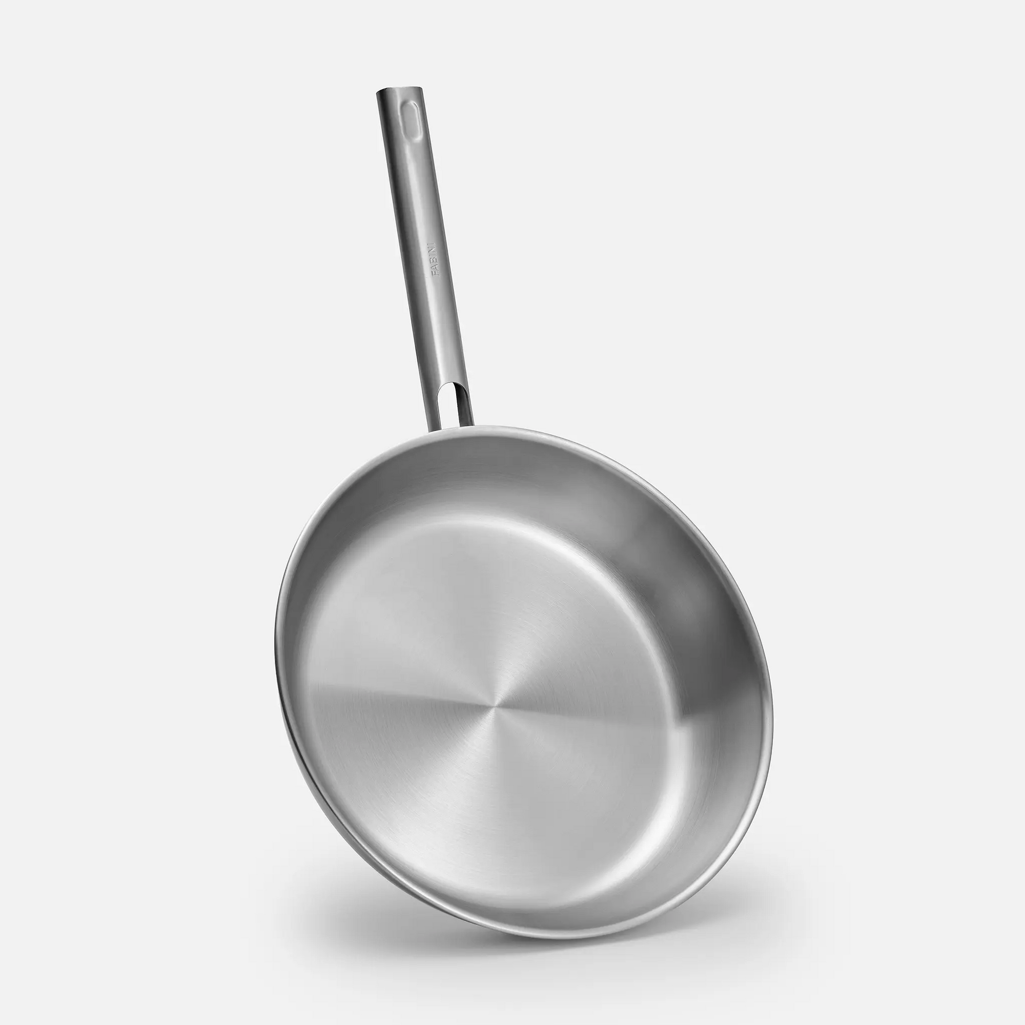 Pánev Lucca 4.0 Standard, ø 30 cm - Nerezová beznýtová pánev z vícevrstvé nerezové oceli bez poklice