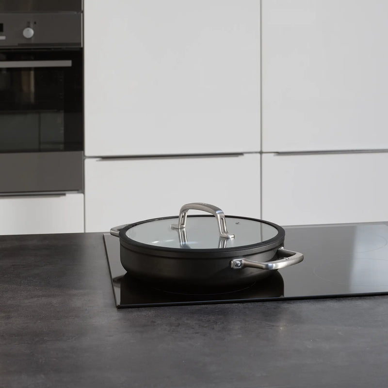 Tegame pánev Meda 3.0, ø 28 cm - Nepřilnavá pánev s keramickým povrchem s poklicí, černá