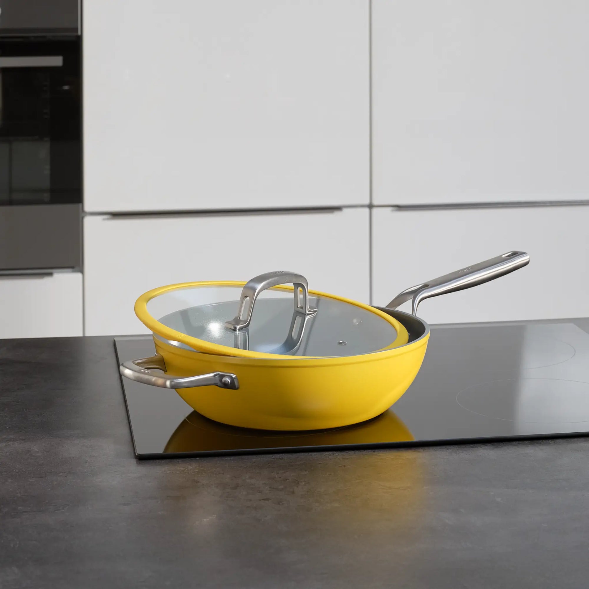 Wok pánev Meda 3.0, ø 28 cm - Nepřilnavá pánev s keramickým povrchem s poklicí, žlutá