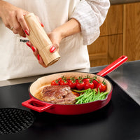 Pánev Mattia 3.0, ø 26 cm - Smaltovaná litinová pánev, matná červená