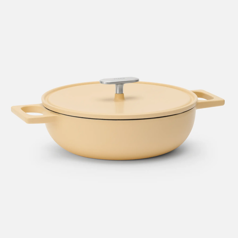 Tegame pánev Mattia 3.0, ø 26 cm - Smaltovaná litinová pánev s poklicí, matná vanilkově žlutá