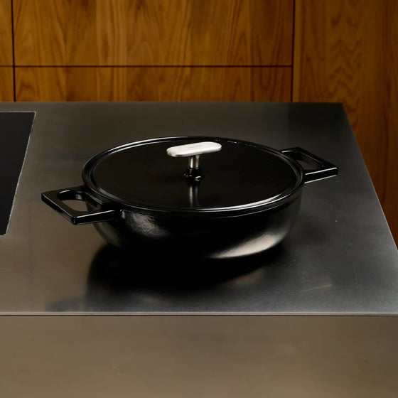Tegame pánev Mattia 3.0, ø 26 cm - Smaltovaná litinová pánev s poklicí, matná černá (rozbaleno)