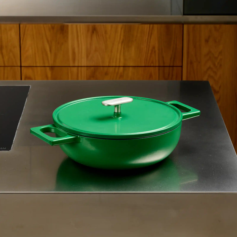 Tegame pánev Mattia 3.0, ø 26 cm - Smaltovaná litinová pánev s poklicí, matná zelená