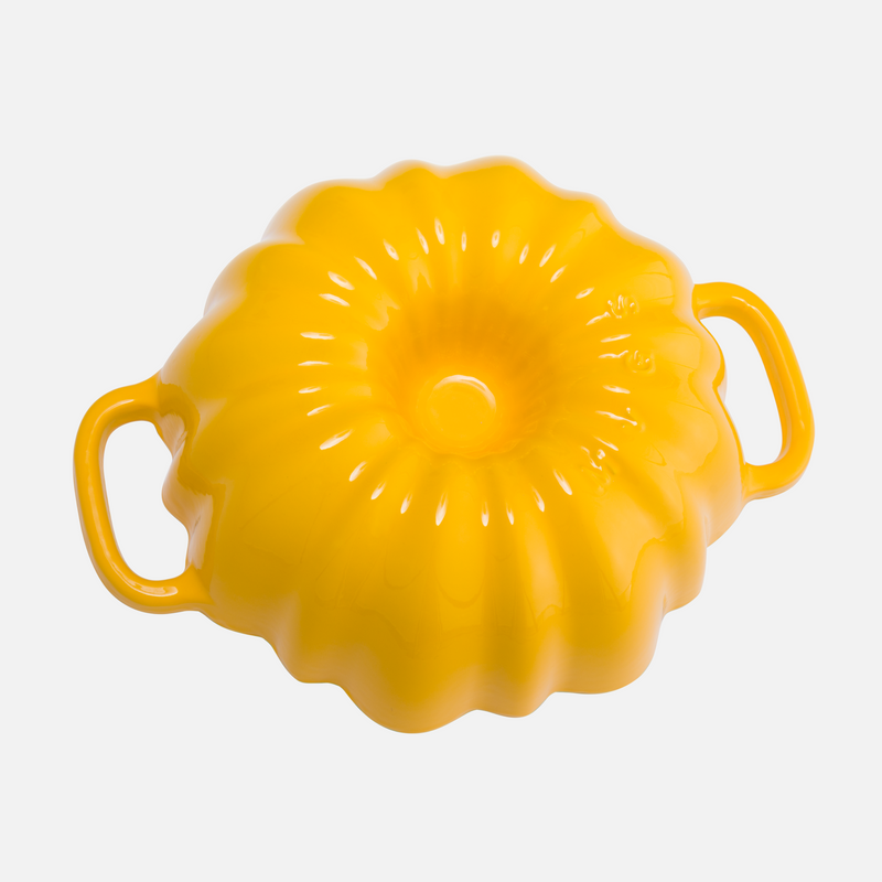 Forma na bábovku FABINI & Mirka van Gils, (3 l) - Smaltovaná litinová forma na bábovku, žlutá