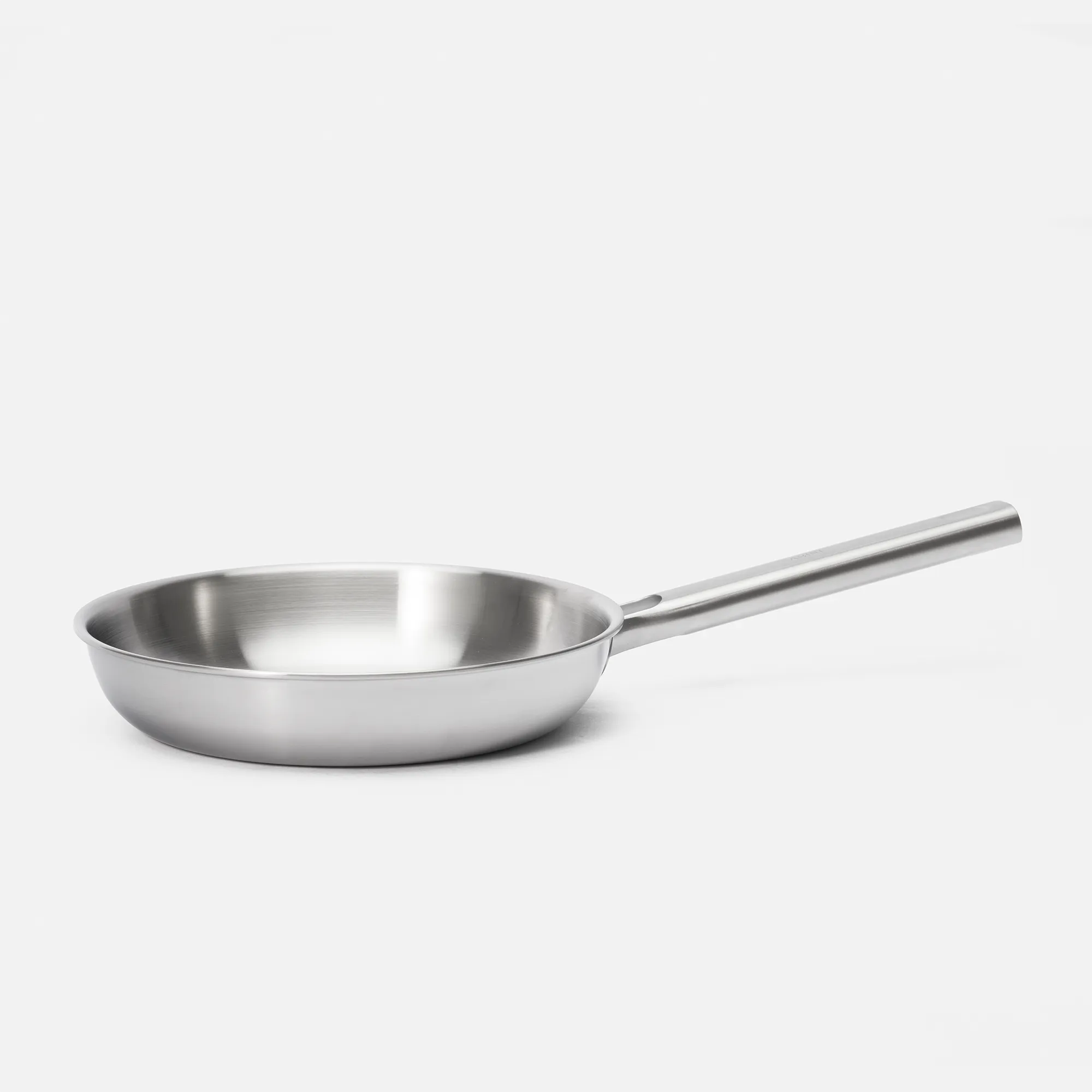 Pánev Lucca 4.0 Standard, ø 24 cm - Nerezová beznýtová pánev z vícevrstvé nerezové oceli bez poklice