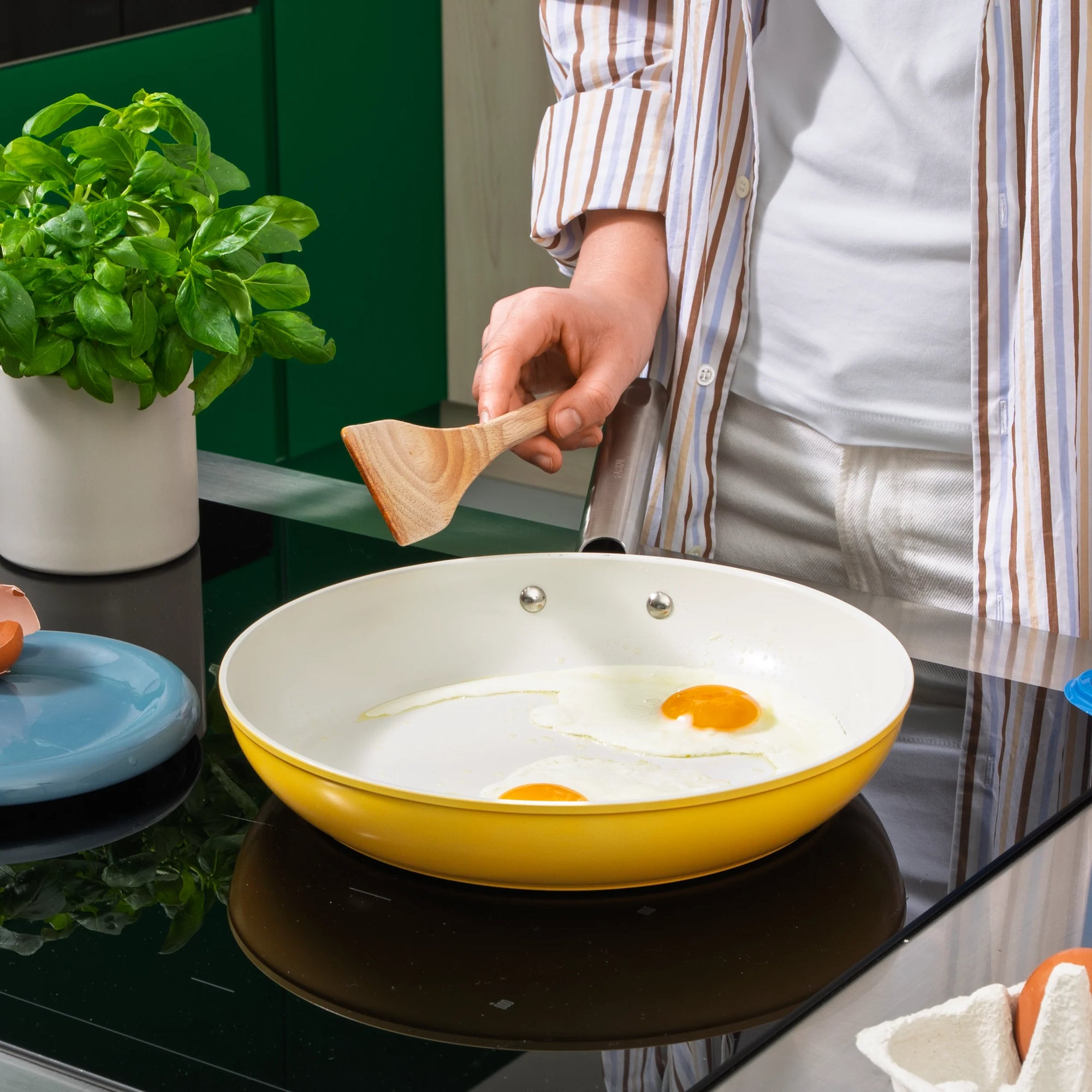 Sada pánví Meda 5.0 Standard, ø 24 cm + ø 28 cm, 2 díly - Nepřilnavé pánve s keramickým povrchem, krémové