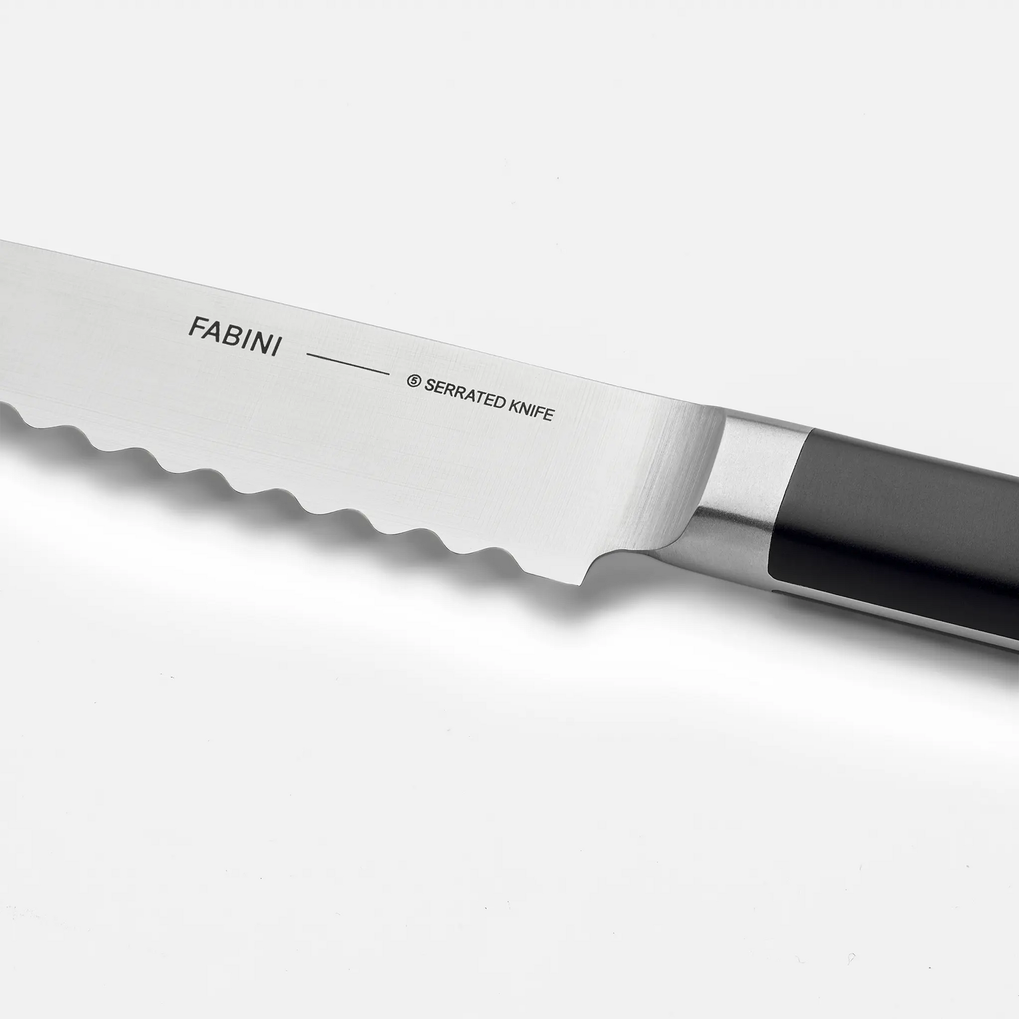 Malý vroubkovaný nůž Trino, 13 cm - Kovaný nůž z japonské oceli