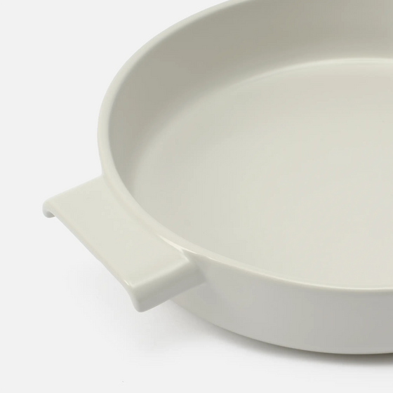 Kulatá zapékací mísa Terra, ø 26 cm - Kameninová zapékací mísa, krémová