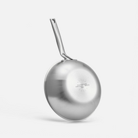 Wok pánev Lucca 4.0 Pro, ø 26 cm - Nerezová beznýtová pánev z vícevrstvé nerezové oceli s poklicí