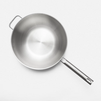 Wok pánev Lucca 4.0 Standard, ø 30 cm - Nerezová beznýtová pánev z vícevrstvé nerezové oceli s poklicí