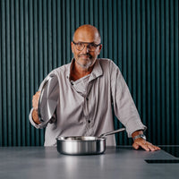 Hluboká pánev FABINI & Pohlreich, ø 24 cm (2,5 l) - Nerezová beznýtová hluboká pánev z pětivrstvé nerezové oceli s poklicí