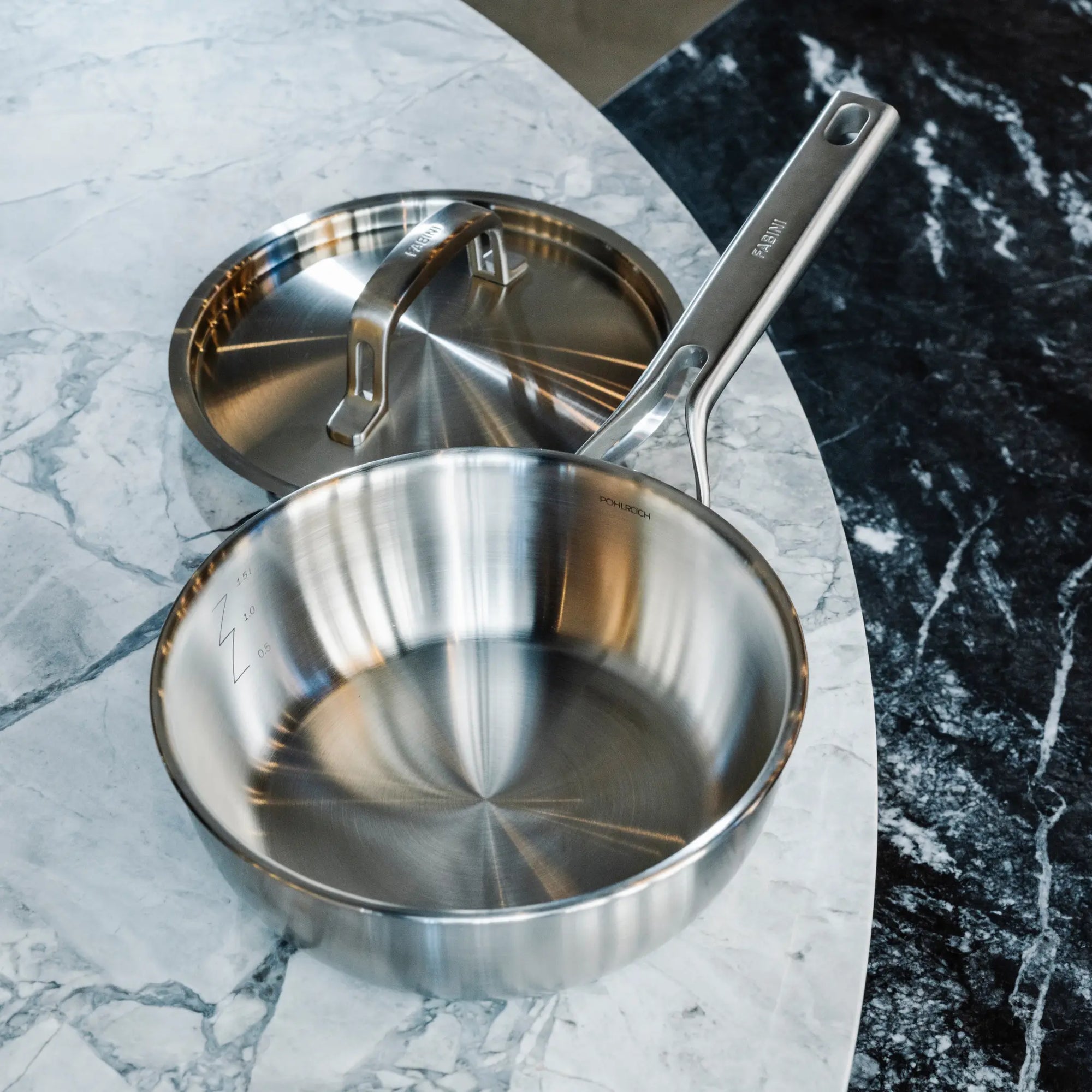 Kónický rendlík FABINI & Pohlreich, ø 20 cm (1,5 l) - Nerezový rendlík z pětivrstvé nerezové oceli s poklicí