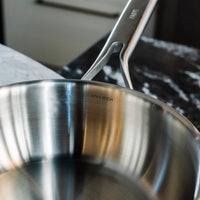 Kónický rendlík FABINI & Pohlreich, ø 20 cm (1,5 l) - Nerezový rendlík z pětivrstvé nerezové oceli s poklicí