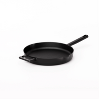 Smaltovaná litinová pánev Mattia 3.0 bez poklice Ø 26 cm, černá