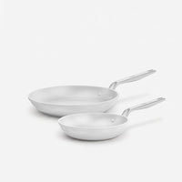 Sada pánví Meda 5.0 Pro, ø 20 cm + ø 26 cm, 2 díly - Nepřilnavé pánve s keramickým povrchem, světle šedé