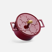 Vánoční kastrol Mattia 3.0 Standard, ø 26 cm (5,5 l) - Smaltovaný litinový kastrol s poklicí, vínový